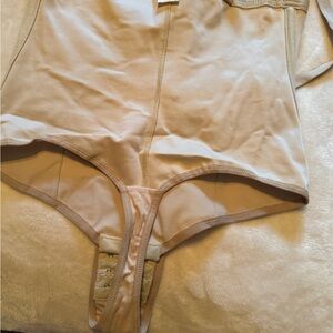Seamless Cream Shapewear Bodysuit